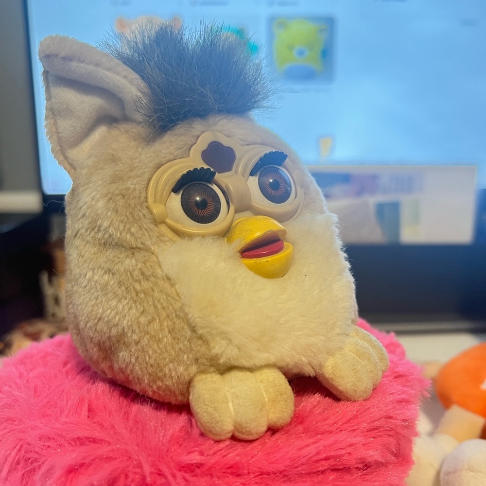 ✨ 1999 VINTAGE FURBY ✨